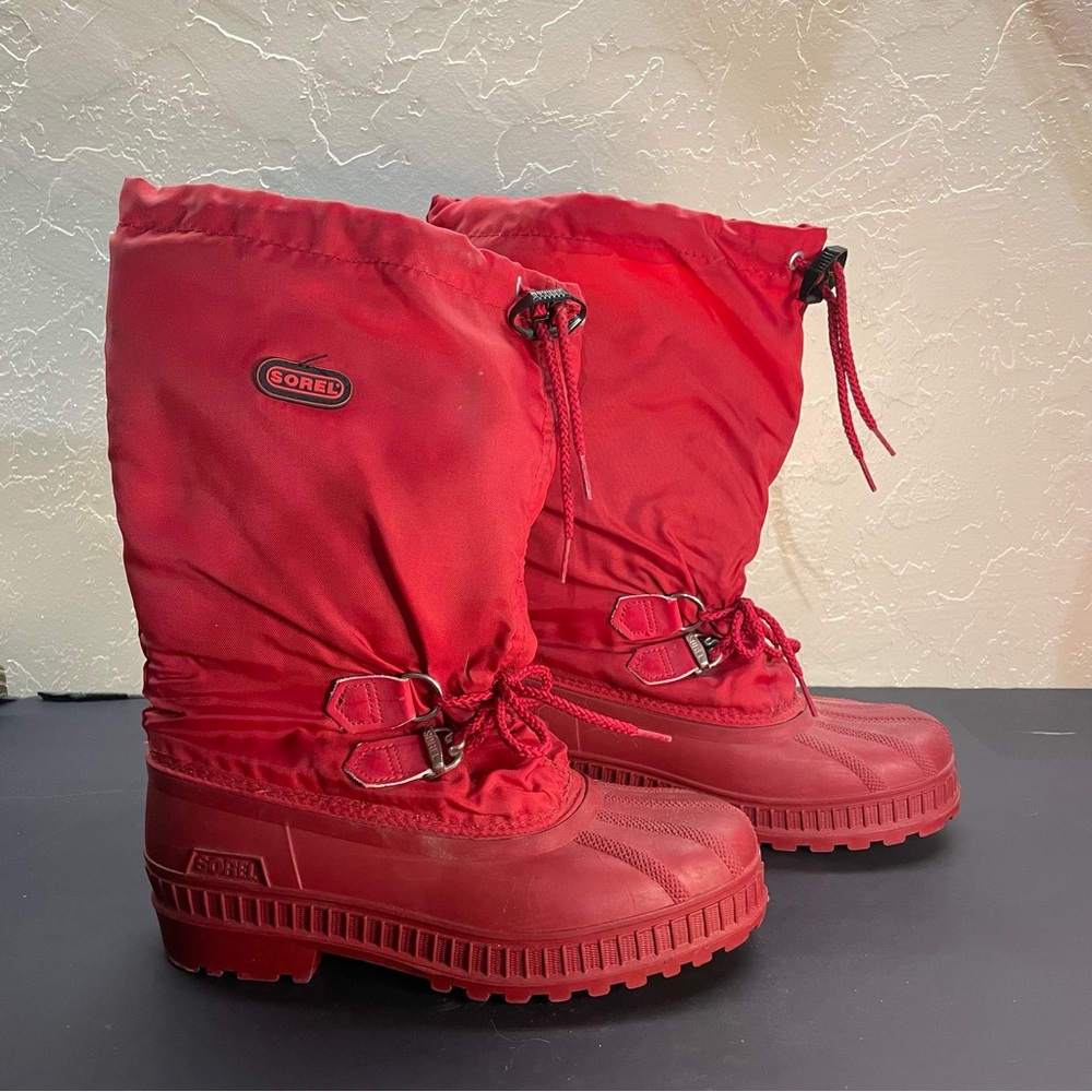 Sorel Women’s Size 5 Crimson Snow Boots
